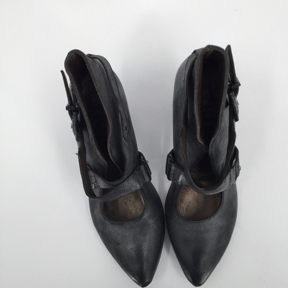 Fidji gray criss cross distressed leather bootie shoe gray strap women 36.5 6 - Picture 5 of 9